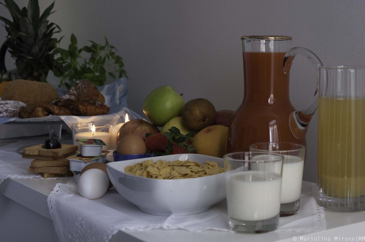 I Balconi Sul Castello Bed & Breakfast คาตาเนีย ภายนอก รูปภาพ