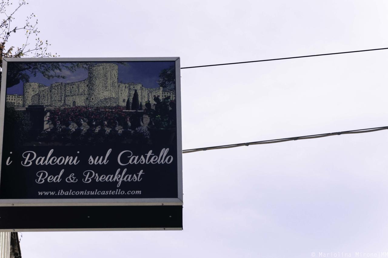 I Balconi Sul Castello Bed & Breakfast คาตาเนีย ภายนอก รูปภาพ